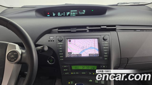 Toyota Prius 2010 — photo 14