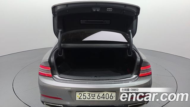 Genesis G80 2021 — photo 20
