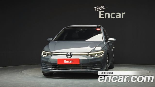 Volkswagen Golf 2024 — photo 3