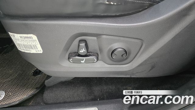 KG Mobility Rexton 2022 — photo 32