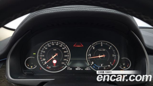 BMW X6 2018 — photo 11