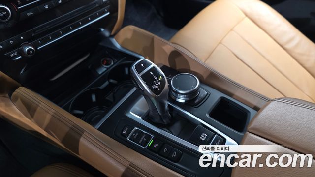 BMW X6 2018 — photo 12