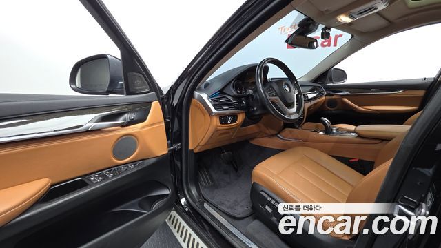 BMW X6 2018 — photo 13