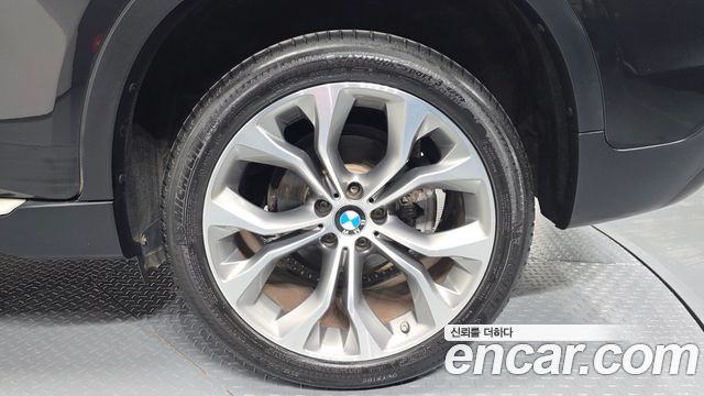 BMW X6 2018 — photo 7