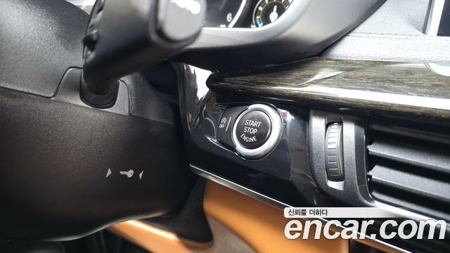 BMW X6 2018 — photo 27