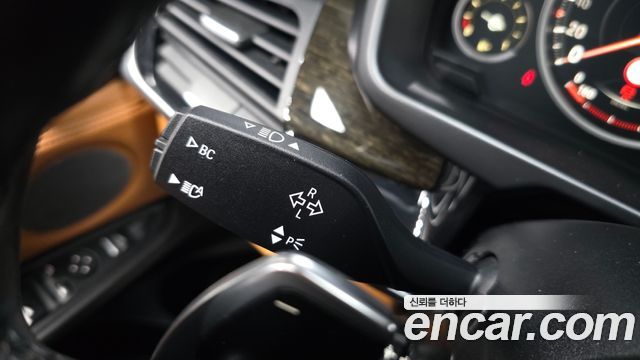 BMW X6 2018 — photo 35