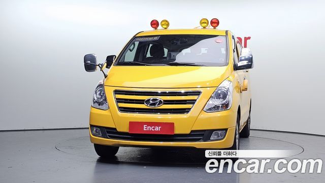 Hyundai Starex 2017 — photo 3