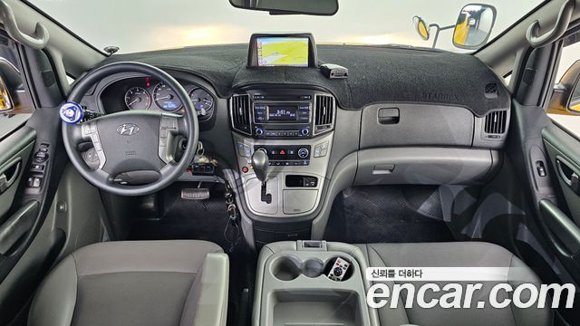 Hyundai Starex 2017 — photo 7
