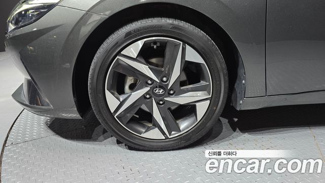 Hyundai AVANTE 2021 — photo 5