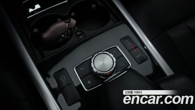 Mercedes-Benz E-Class 2014 — photo 27