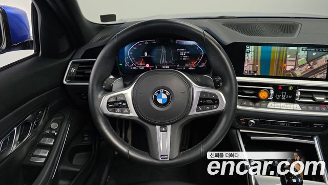 BMW 3-Series 2022 — photo 13
