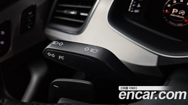 Audi Q7 2019 — photo 28