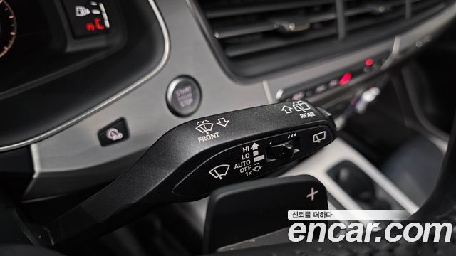 Audi Q7 2019 — photo 29