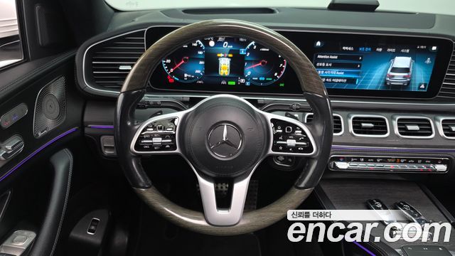 Mercedes-Benz GLS-Class 2021 — photo 20