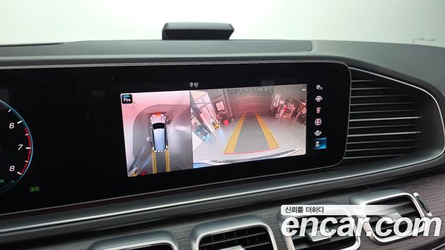 Mercedes-Benz GLS-Class 2021 — photo 22