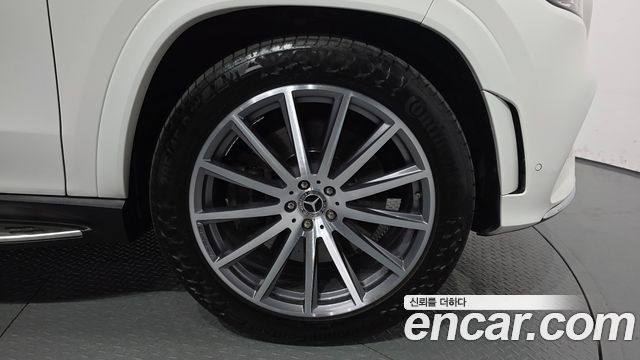 Mercedes-Benz GLS-Class 2021 — photo 7