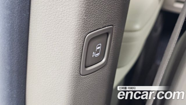 Kia Canival 2021 — photo 29