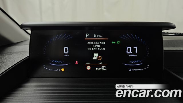 Hyundai Staria 2022 — photo 11