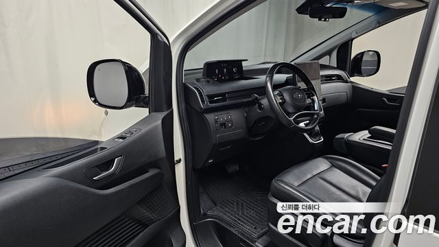 Hyundai Staria 2022 — photo 13