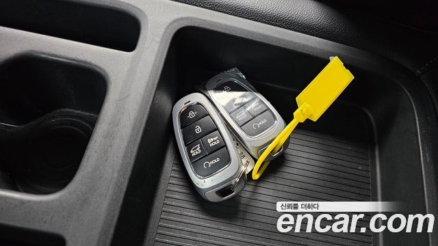 Hyundai Staria 2022 — photo 24