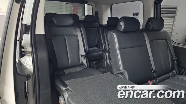 Hyundai Staria 2022 — photo 27