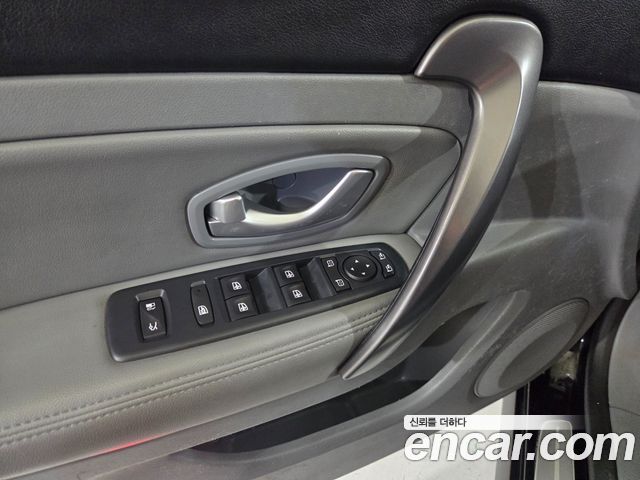 Renault Korea SM5  2010 — photo 9