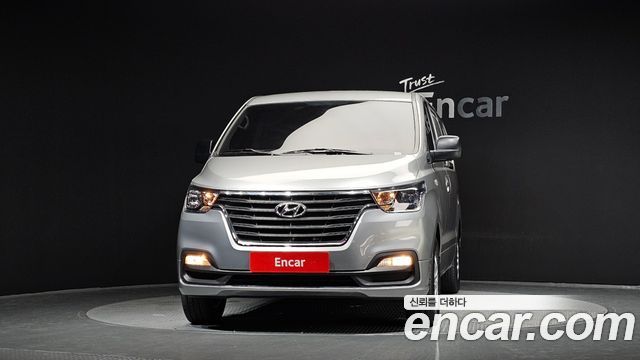 Hyundai Starex 2021 — photo 3