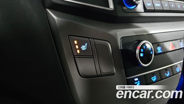 Hyundai Starex 2021 — photo 23