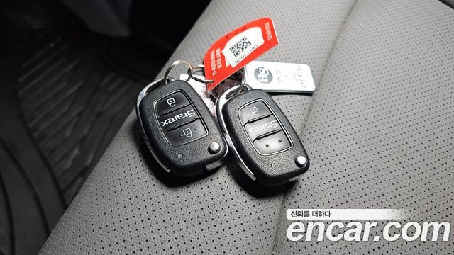 Hyundai Starex 2021 — photo 24