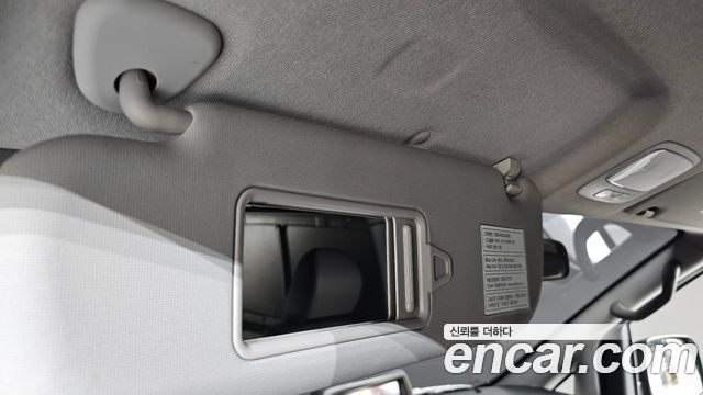 Hyundai Starex 2021 — photo 25