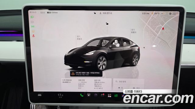Tesla Model Y 2024 — photo 11