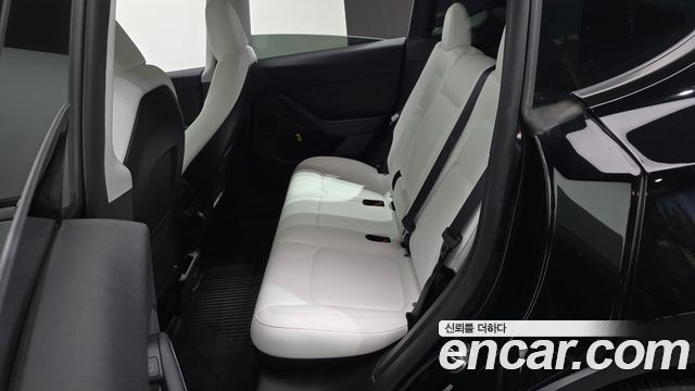 Tesla Model Y 2024 — photo 19