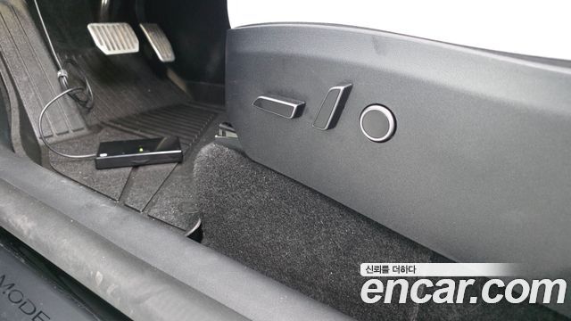 Tesla Model Y 2024 — photo 21