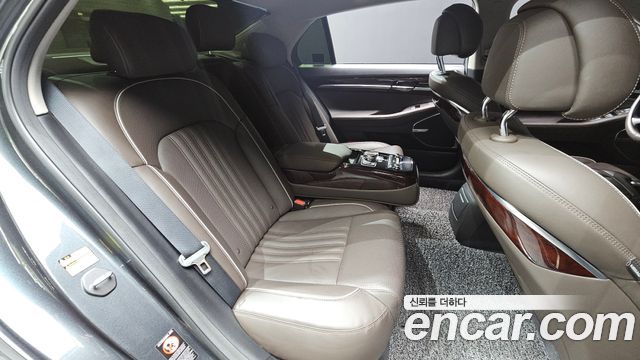 Genesis EQ900 2018 — photo 12