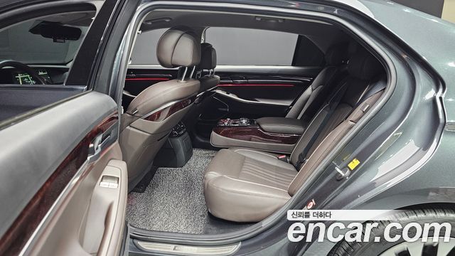 Genesis EQ900 2018 — photo 13