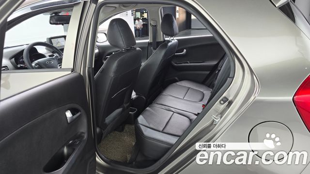 Kia morning 2013 — photo 11
