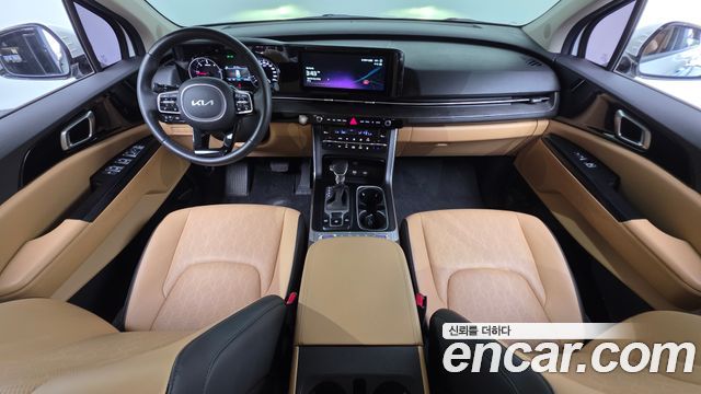 Kia Canival 2023 — photo 7