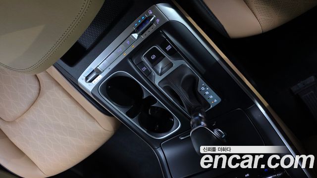 Kia Canival 2023 — photo 9