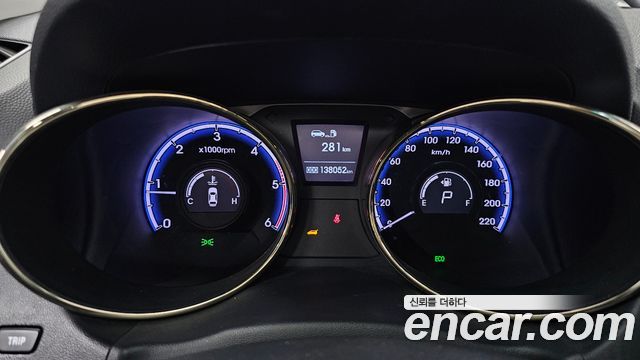 Hyundai Tucson 2012 — photo 8