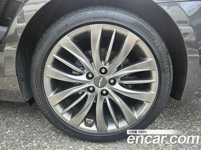 Genesis G80 2018 — photo 19