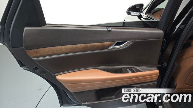 Genesis G80 2021 — photo 15