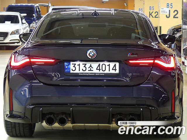 BMW M4 2023 — photo 10
