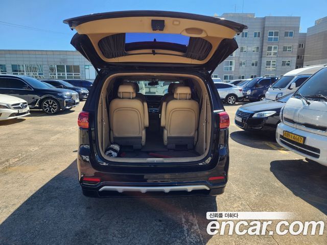 Kia Canival 2019 — photo 5