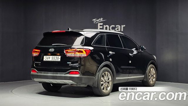 Kia Sorento 2015 — photo 2