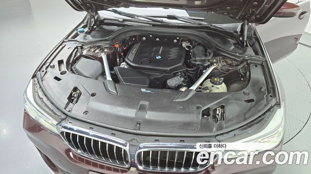 BMW Gran Turismo 2020 — photo 6