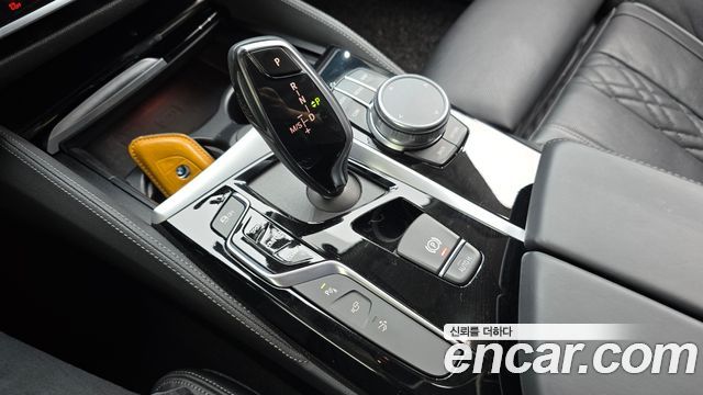 BMW Gran Turismo 2020 — photo 9