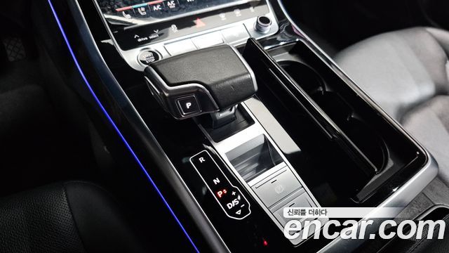 Audi Q7 2023 — photo 12