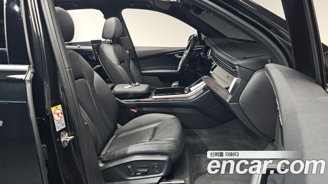 Audi Q7 2023 — photo 16