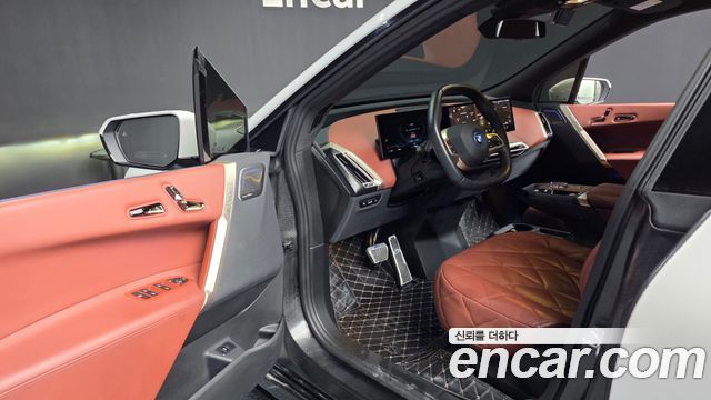 BMW iX 2024 — photo 13