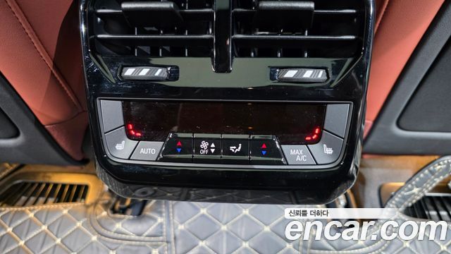 BMW iX 2024 — photo 25